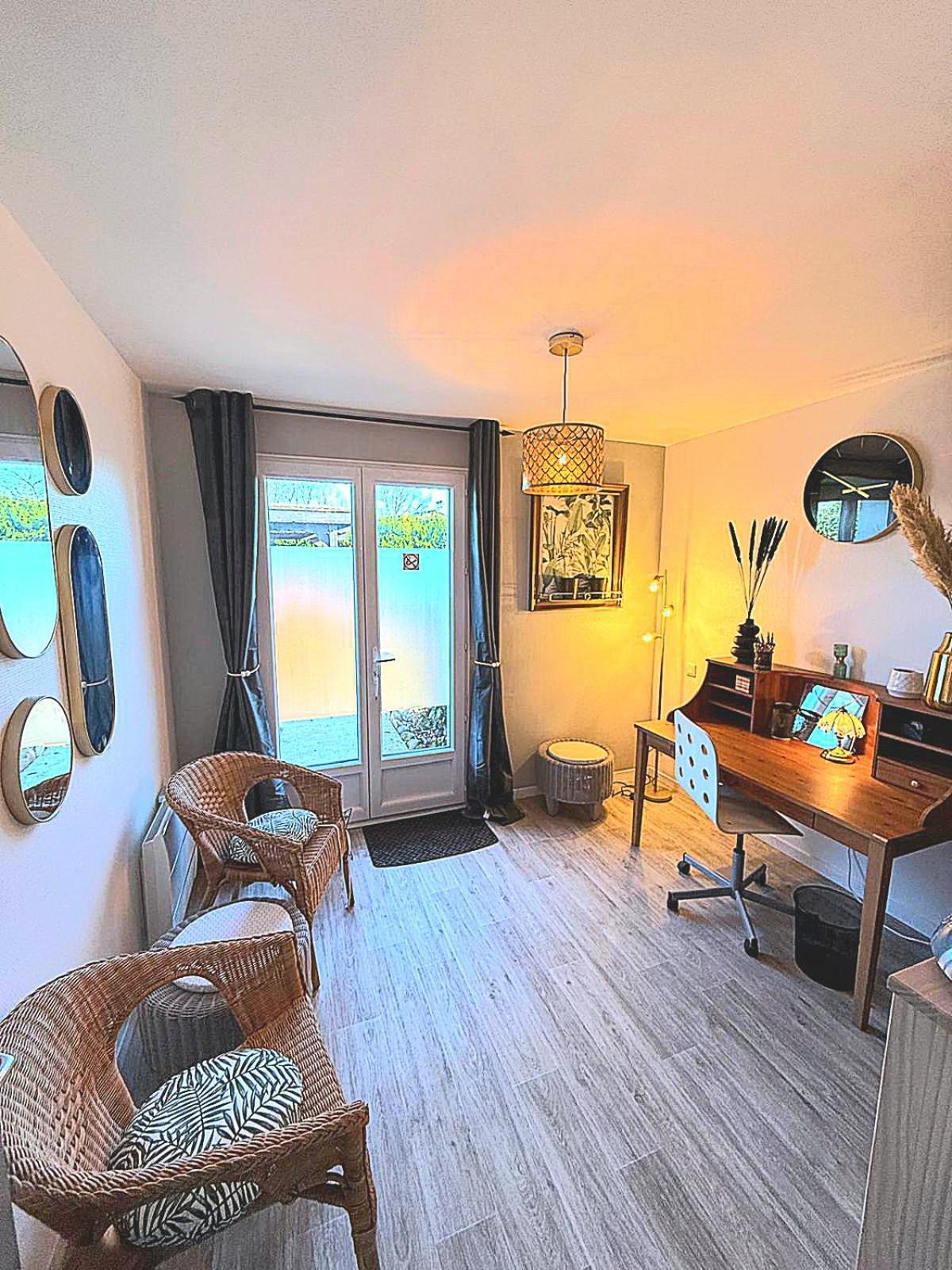 Entrelac&ocean-chambre D'hotes-entree Et Terrasse Privee-cyclotouristes Et Motards Bienvenus Séjour chez l'habitant *